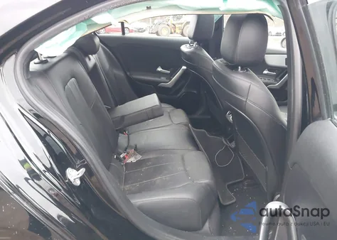 2020 Mercedes-Benz A 220 4Matic из США, поврежденный, VIN W1K3G4FB5LW042972